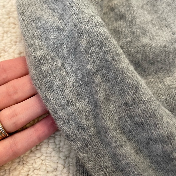 Halogen (Nordstrom) 100% cashmere gray sweater XS - Picture 5 of 5